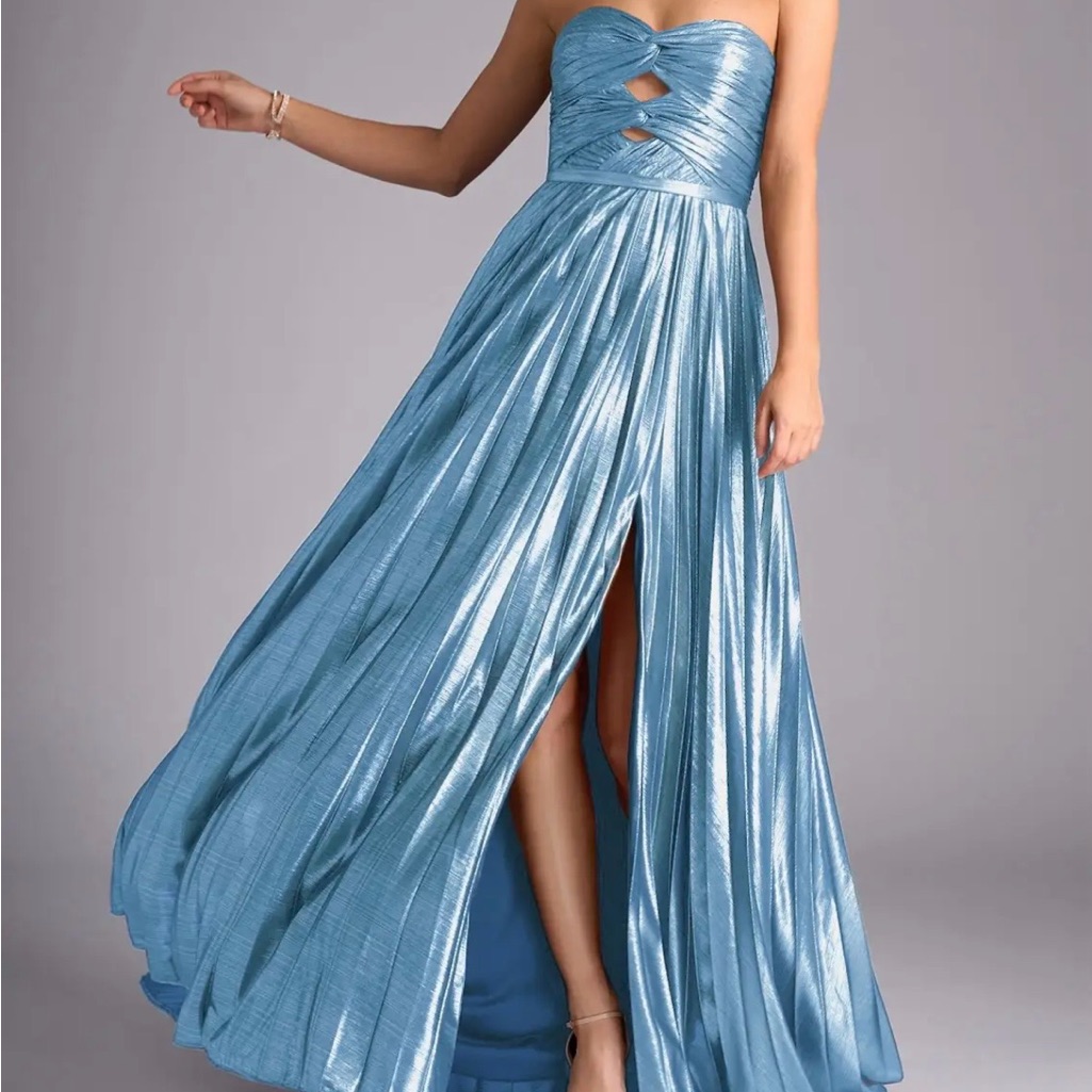 Elegant Strapless Light Blue Evening Gown